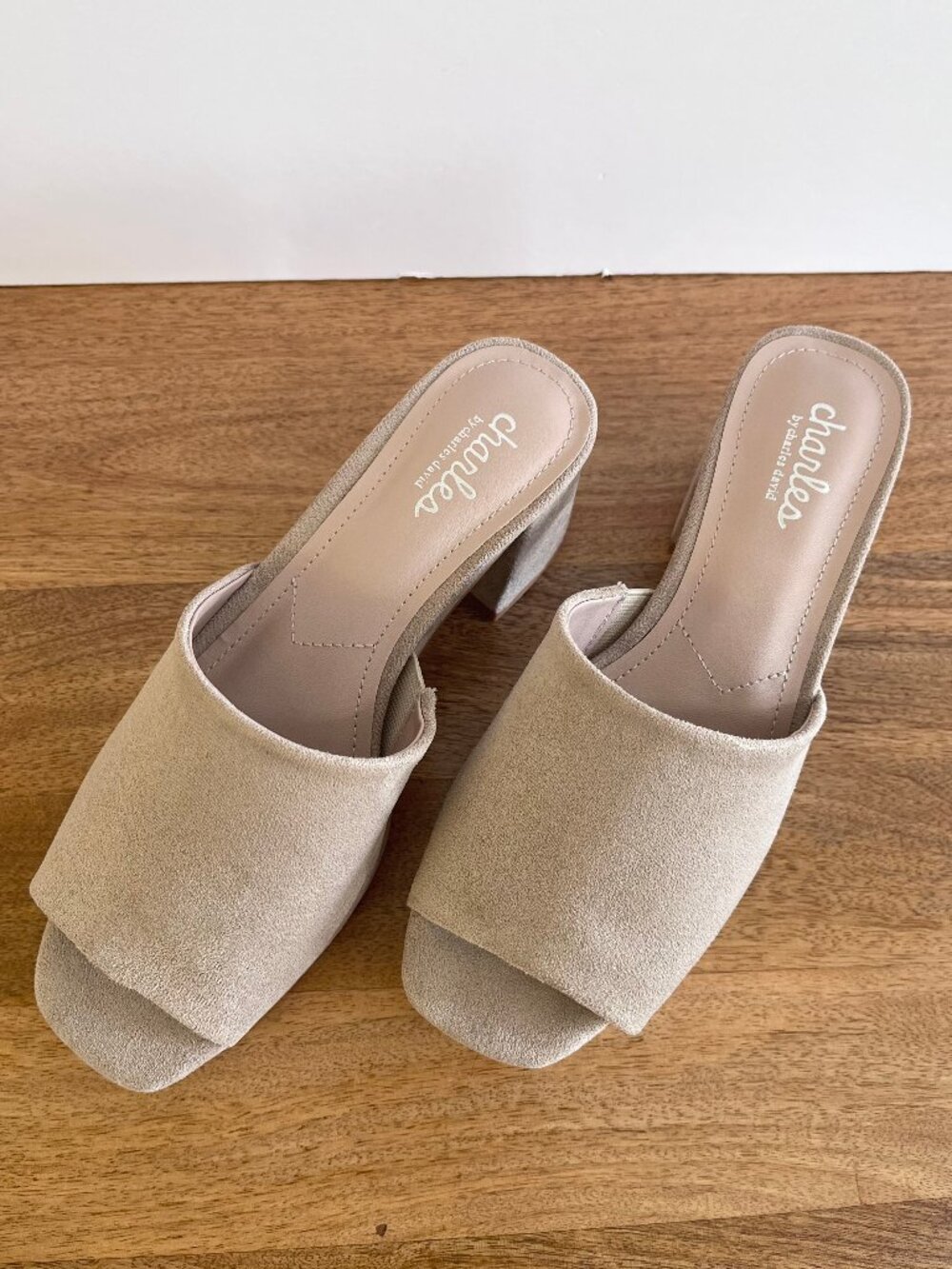 Charles by Charles David Elyse Platform Taupe Vegan Suede Sandal Mule Slide 5.5 - Picture 5 of 11